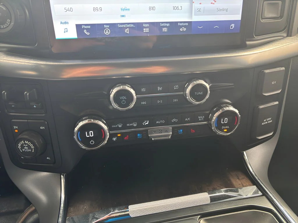 Used 2021 Oxford White Ford LARIAT image 24
