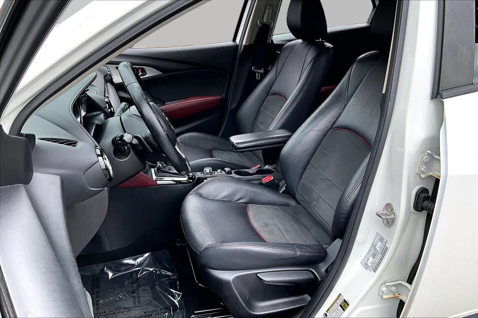 Used 2017 Crystal White Pearl Mica Mazda Grand Touring image 8