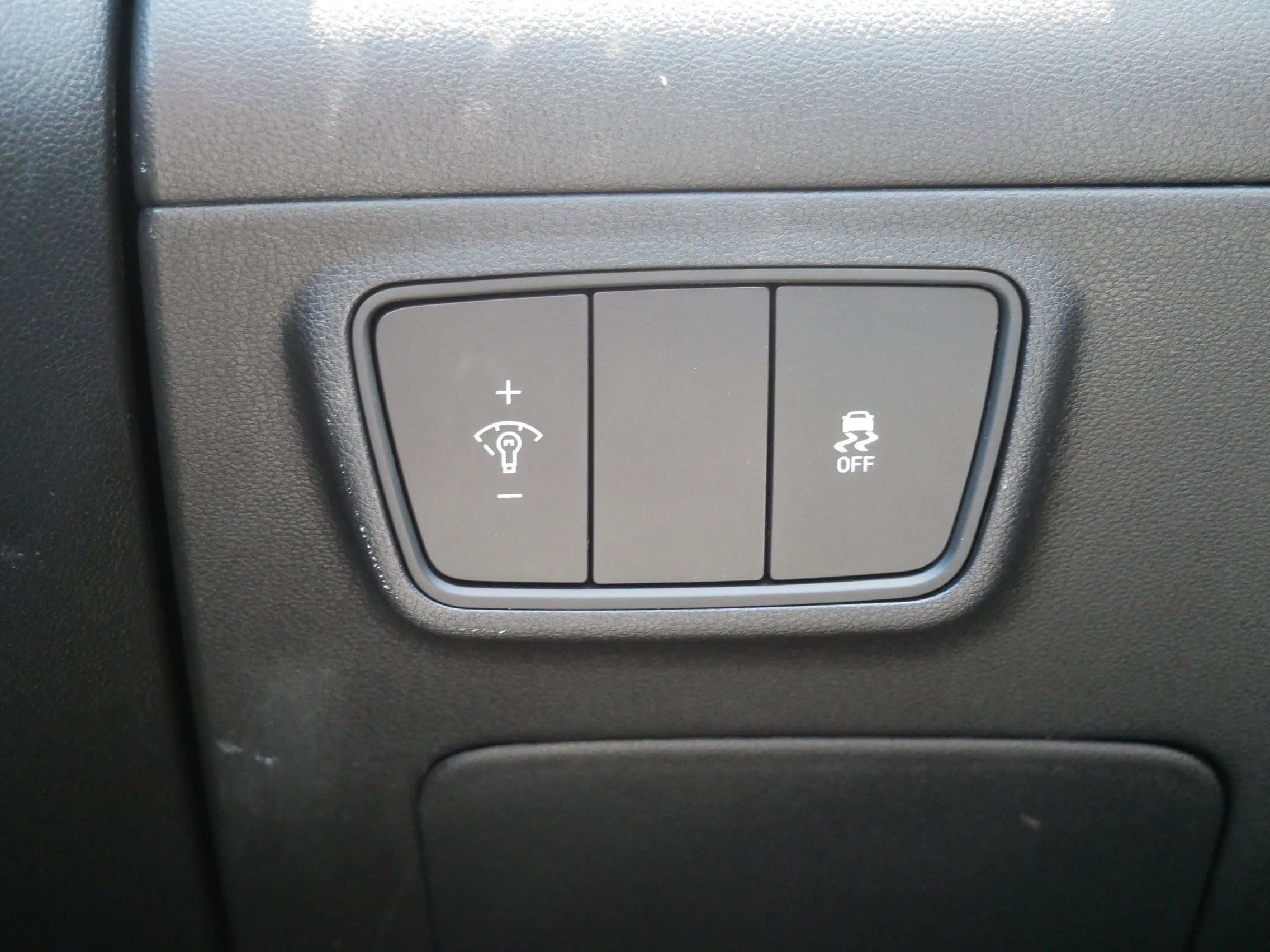Certified Used 2022 Portofino Gray Hyundai SEL image 27