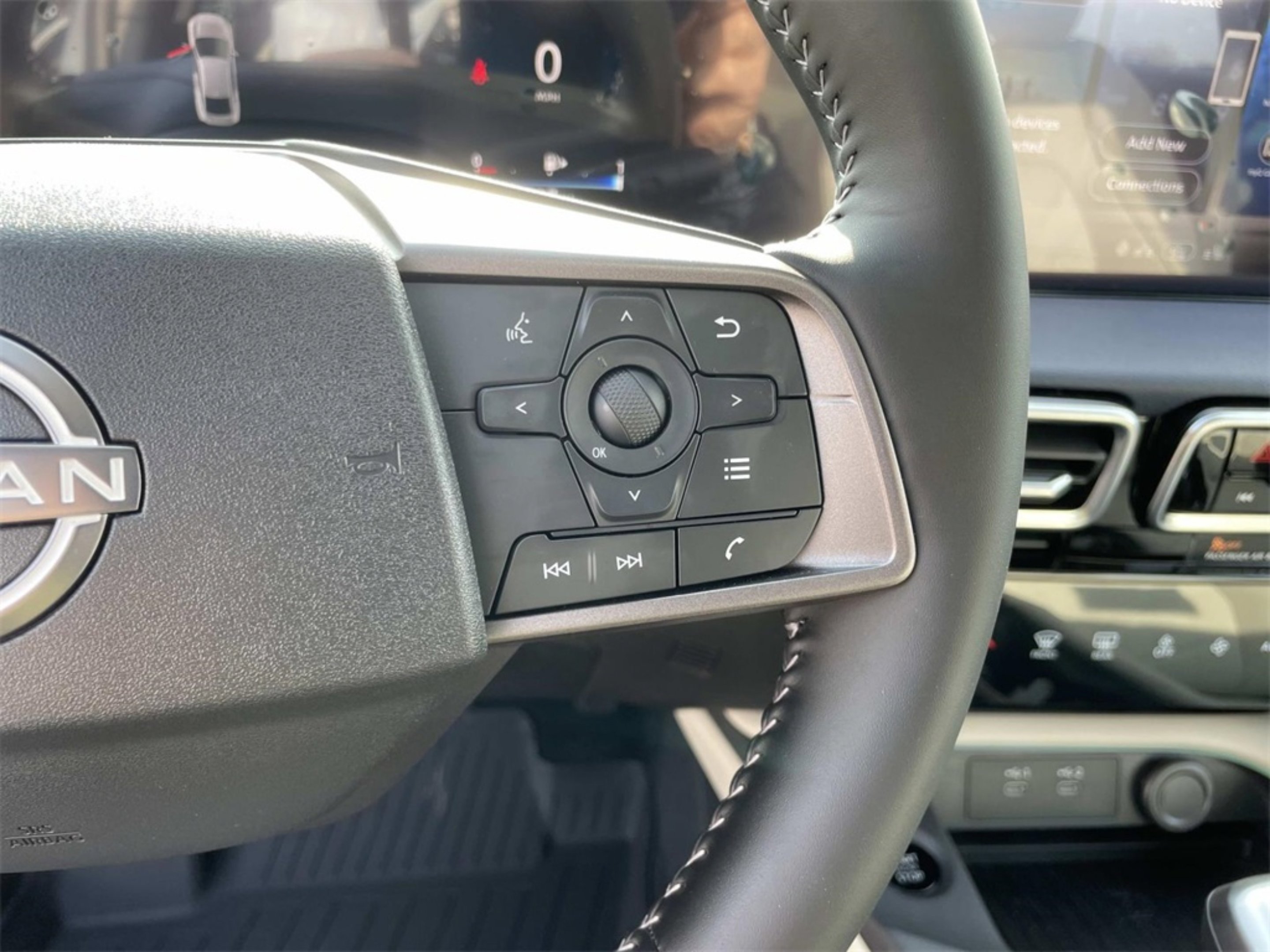 2026 Nissan Sentra SL - Photo 23