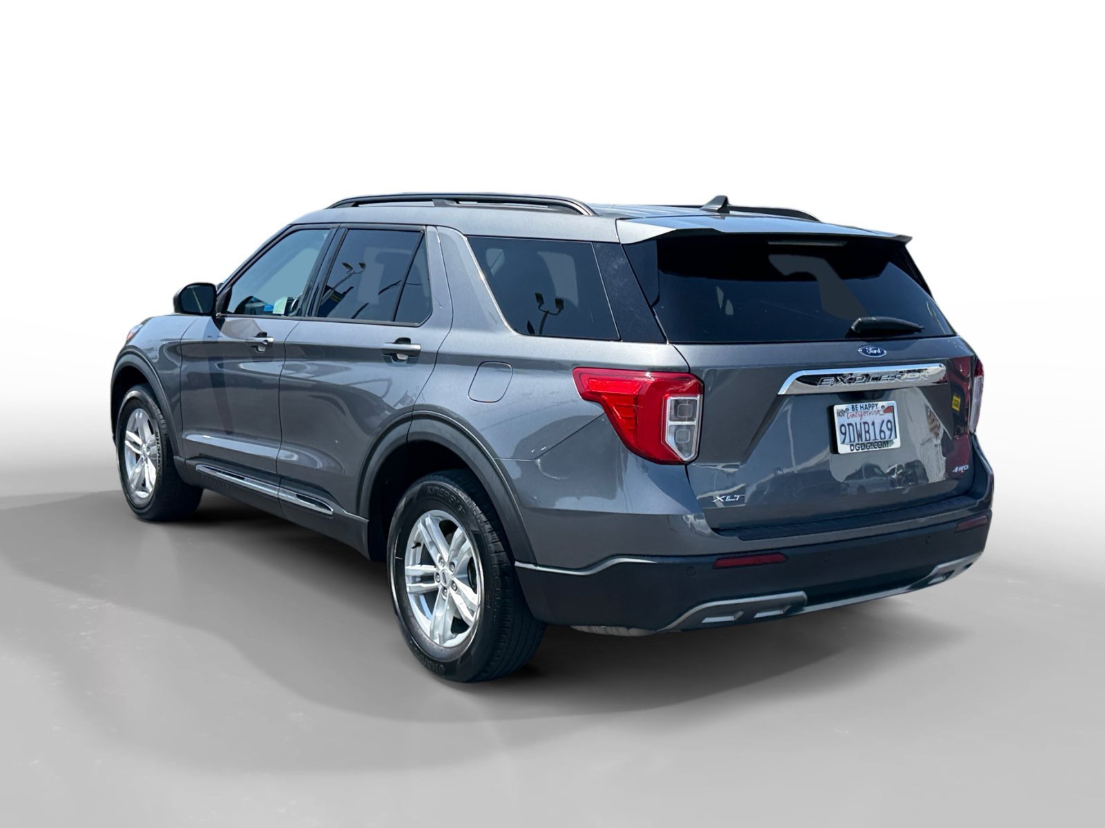 Certified Used 2022 Gray Metallic Ford XLT image 3