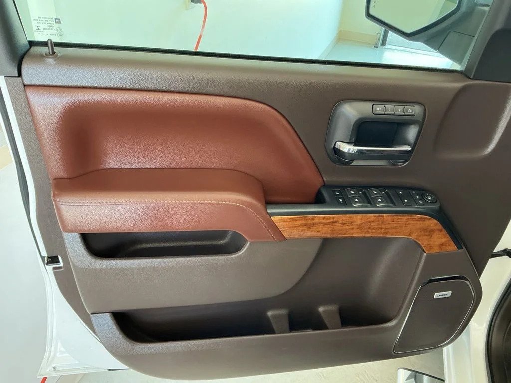 Used 2017 Pearl Chevrolet High Country image 12