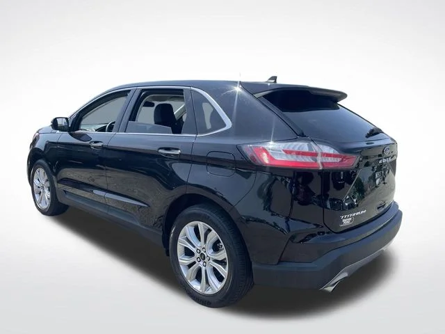 2024 Ford Edge Titanium - Photo 3