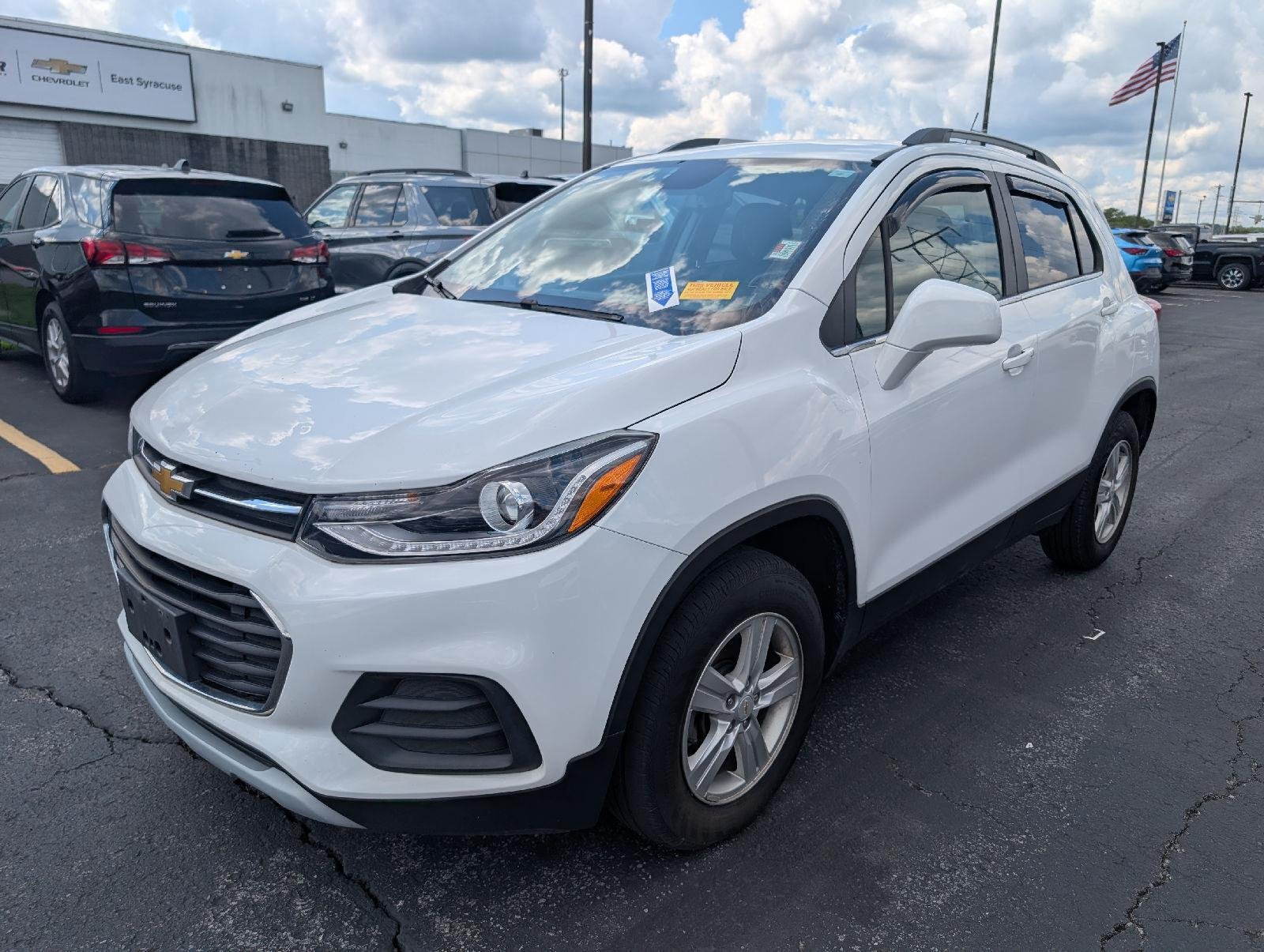 Used 2020 Summit White Chevrolet LT image 4