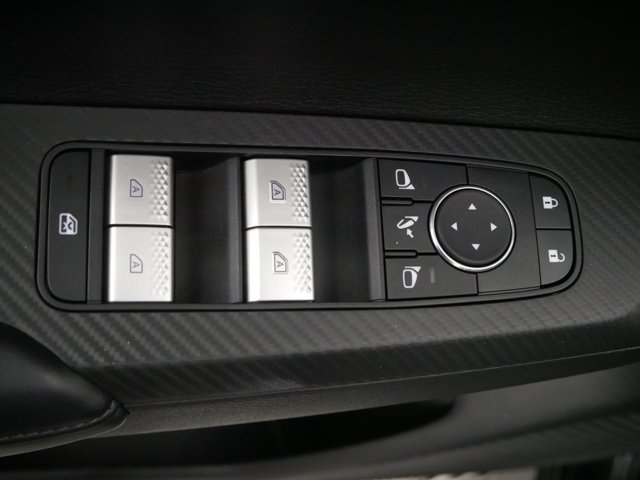 Used 2024 Black Diamond Mitsubishi SE image 27
