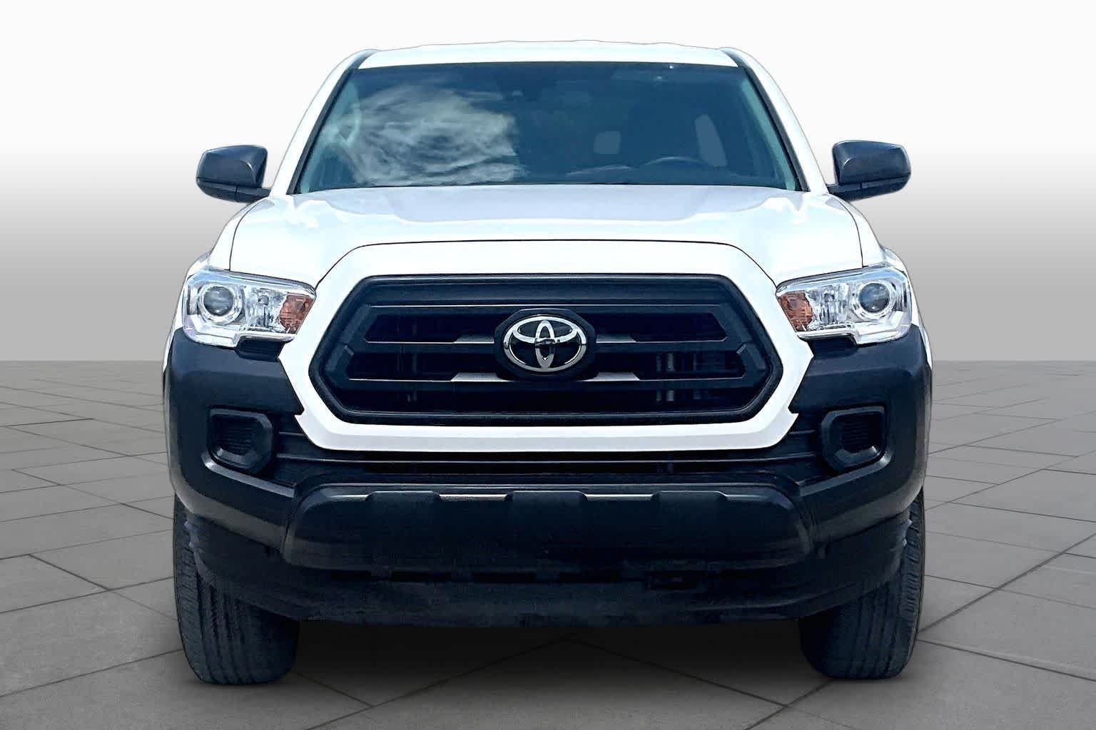Used 2022 White Toyota SR image 4