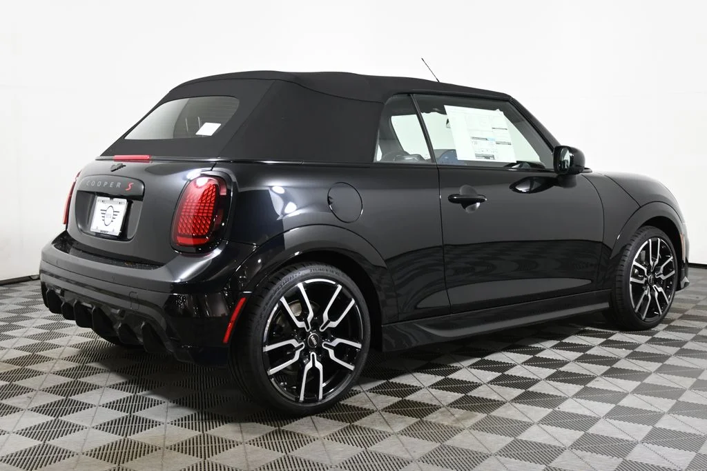 New 2026 Black MINI Cooper S image 7