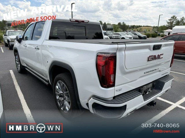 Used 2023 White Frost GMC Denali image 3
