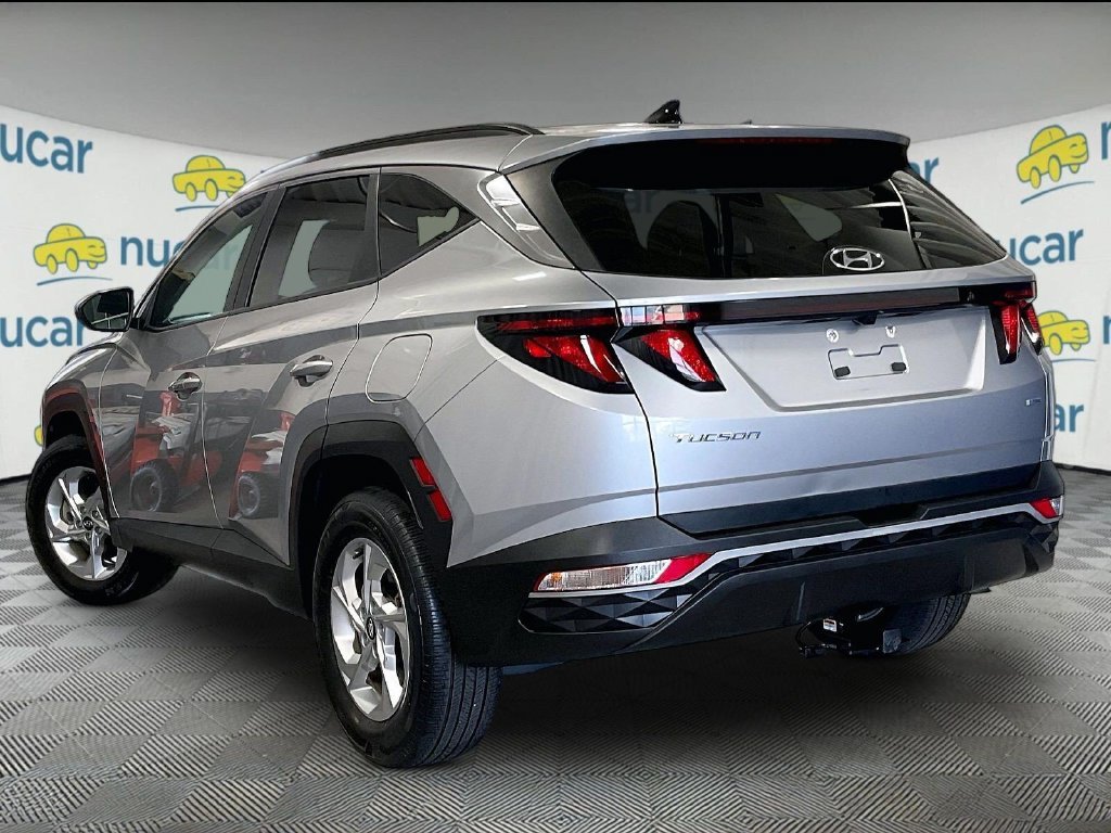 Used 2024 Silver Hyundai SEL image 4