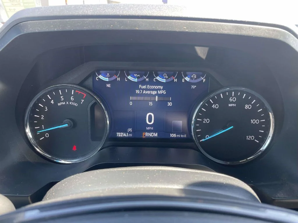 Used 2023  Ford Limited image 30