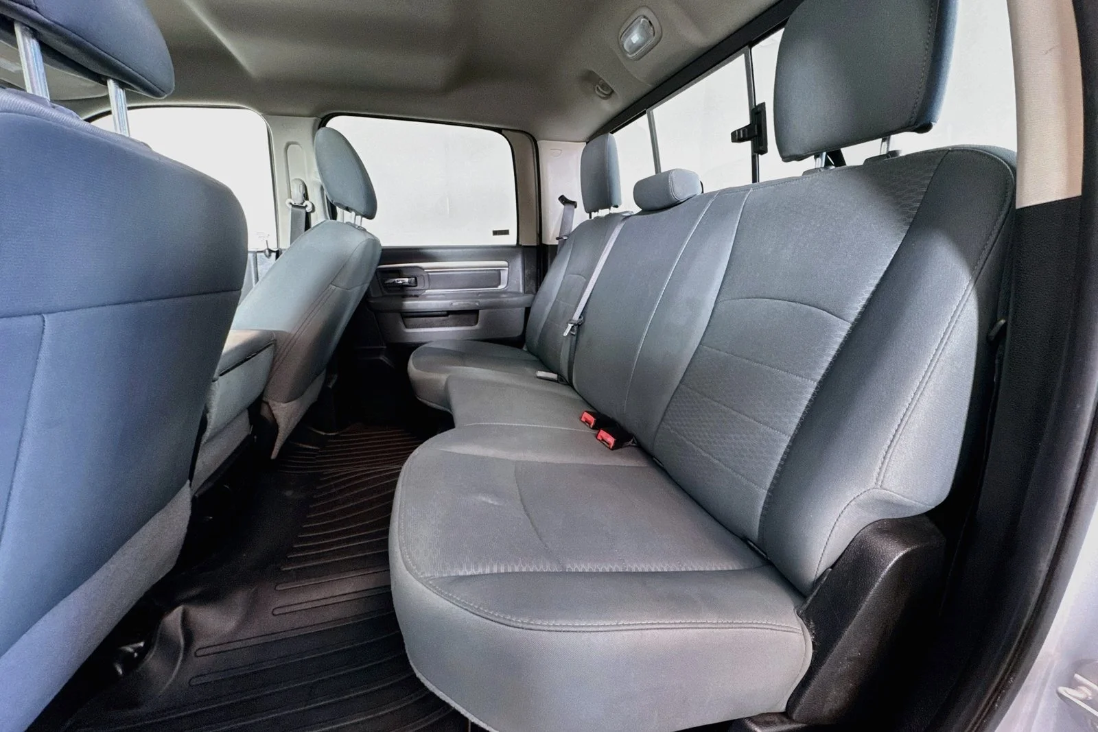 Used 2019 Bright Silver Metallic Clearcoat Ram SLT image 20