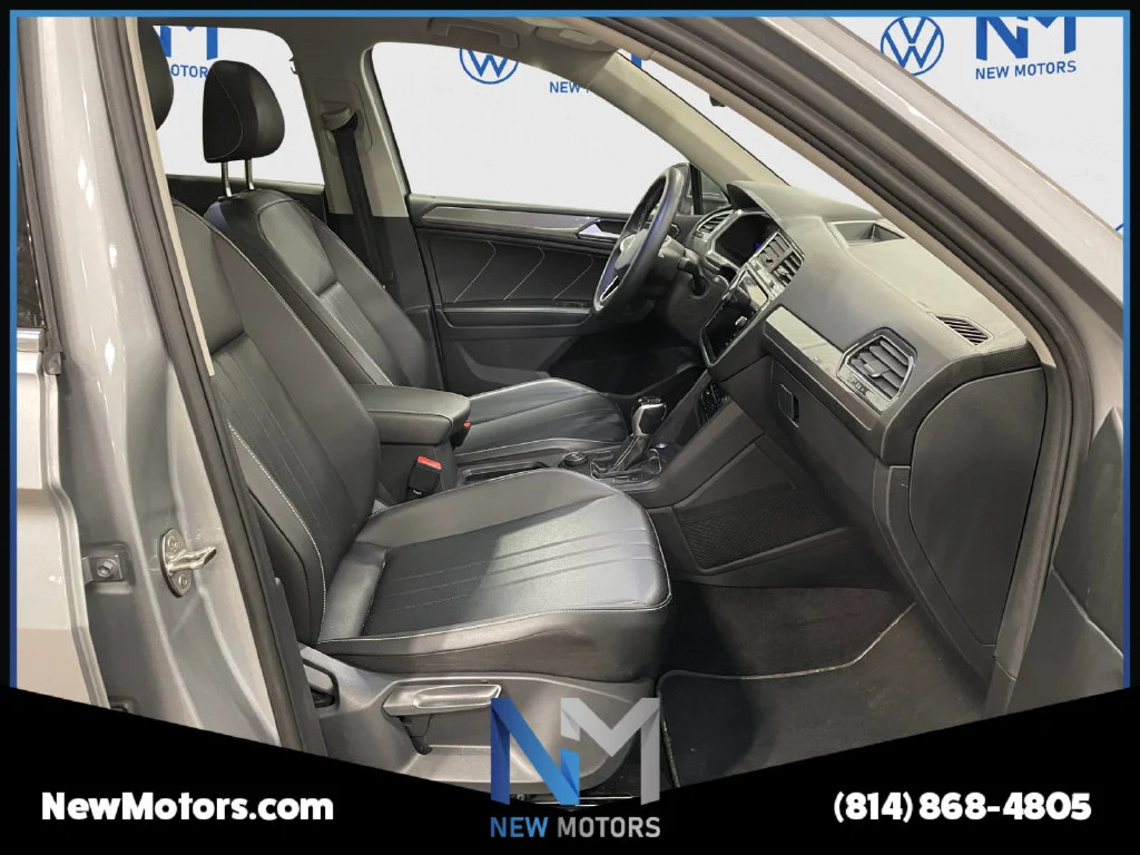 Used 2023 Pyrite Silver Metallic Volkswagen 2.0T SE image 15