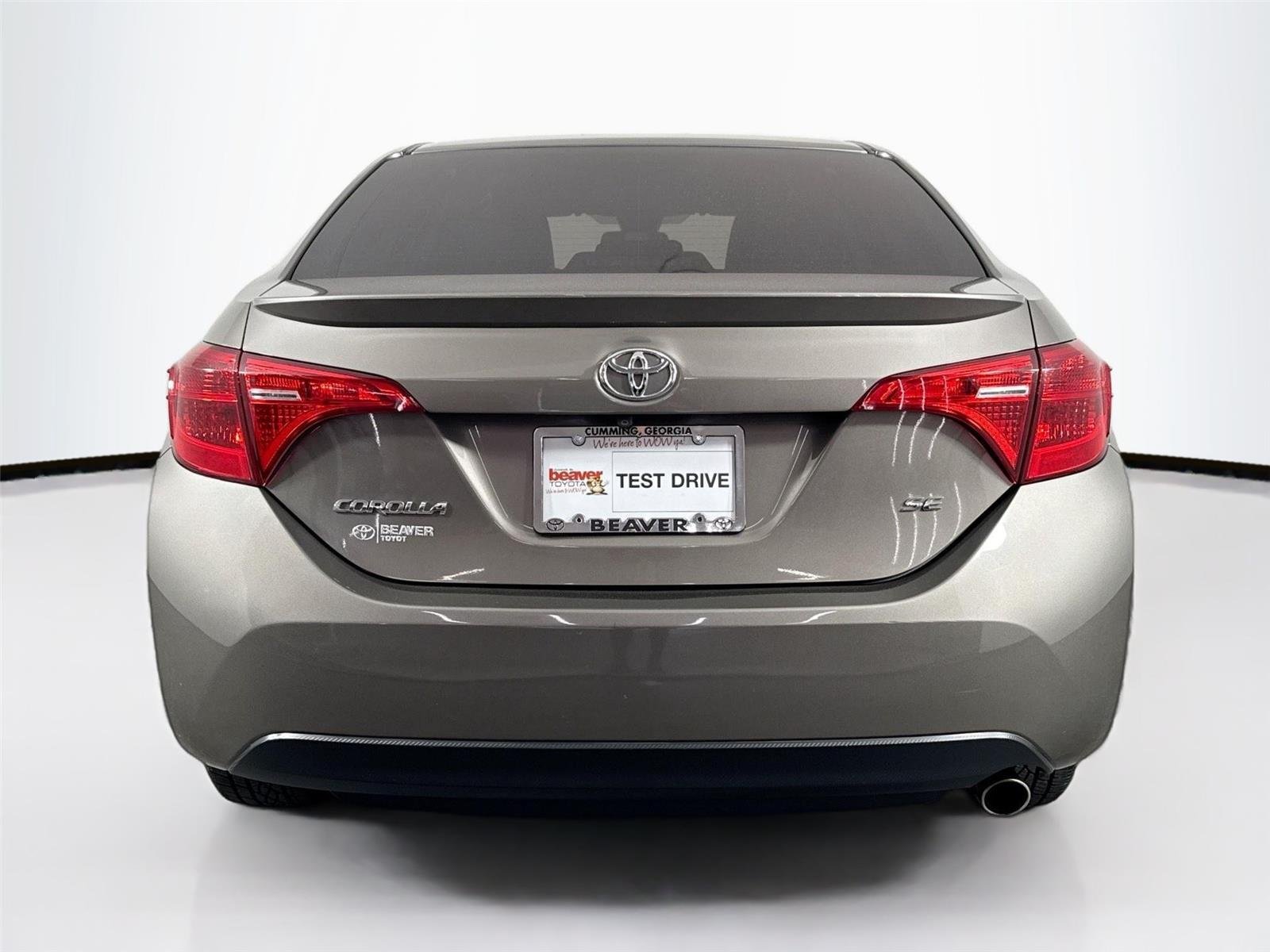 Used 2017 Falcon Gray Metallic Toyota SE image 10