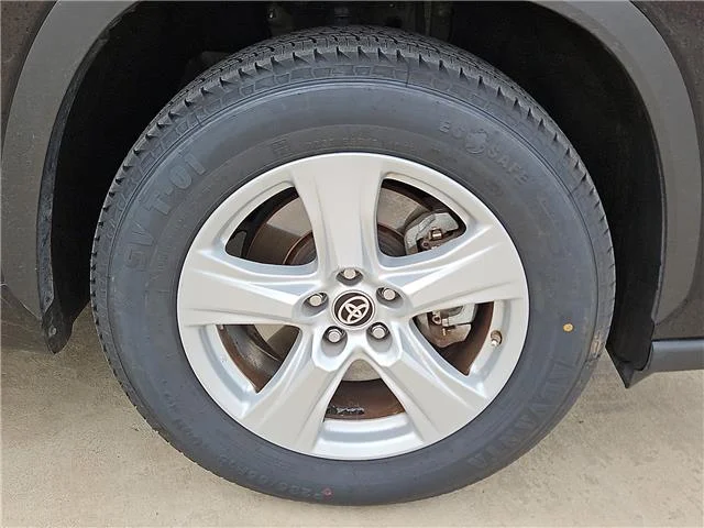 Used 2025 Black Toyota  image 5