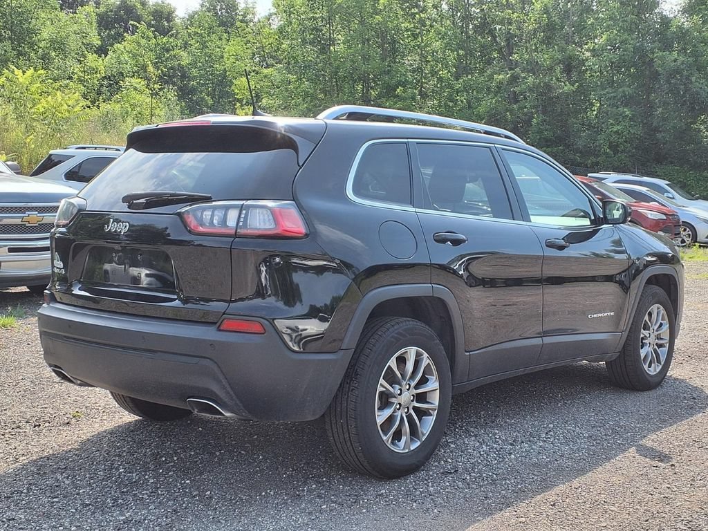 Used 2020 Black Jeep Latitude Lux 4x4 image 4