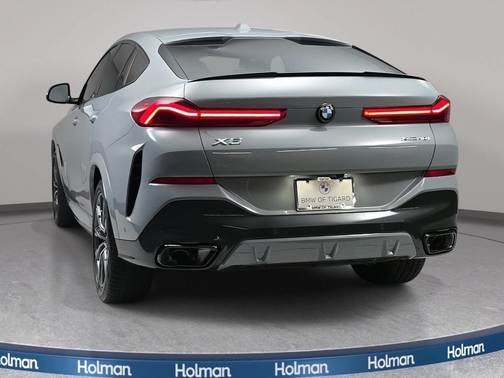 Used 2026 Brooklyn Grey Metallic BMW xDrive40i image 4