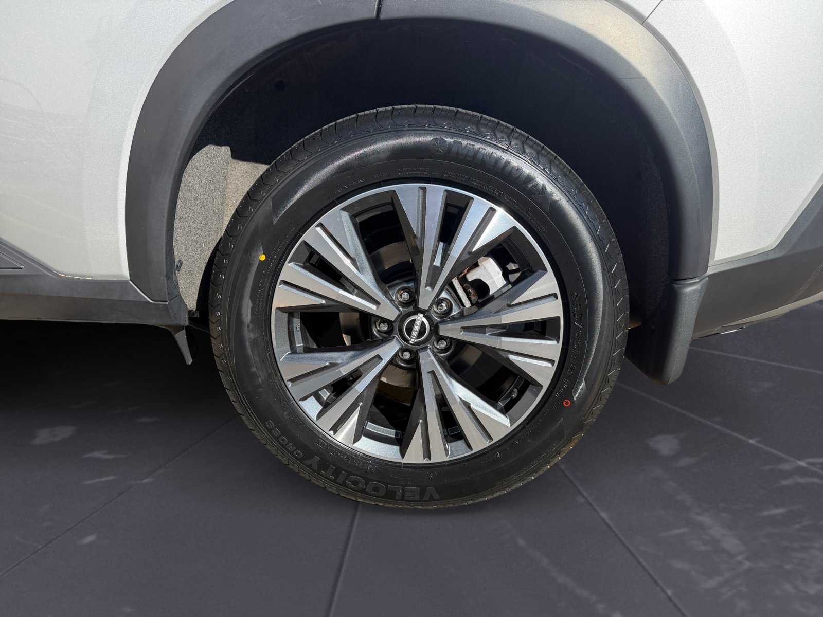 Used 2023 Brilliant Silver Metallic Nissan SV image 45