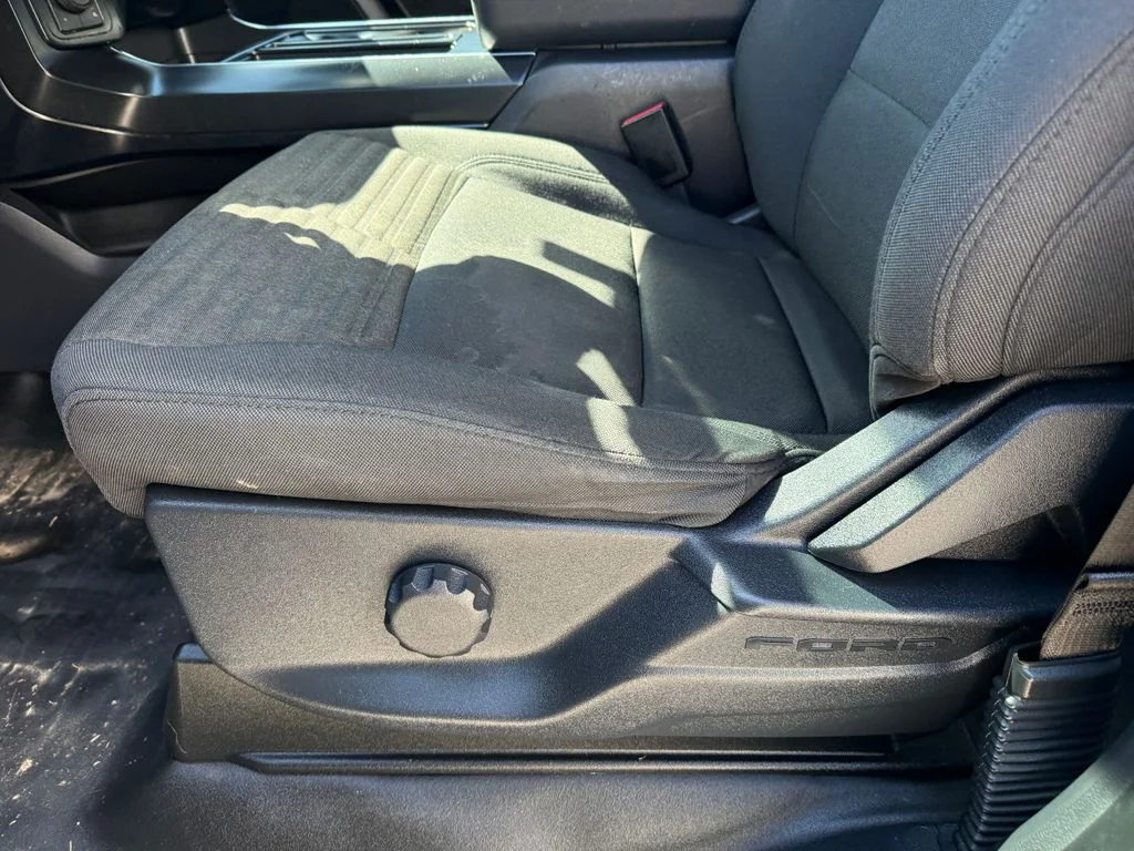 Used 2022 Silver Ford XL image 18