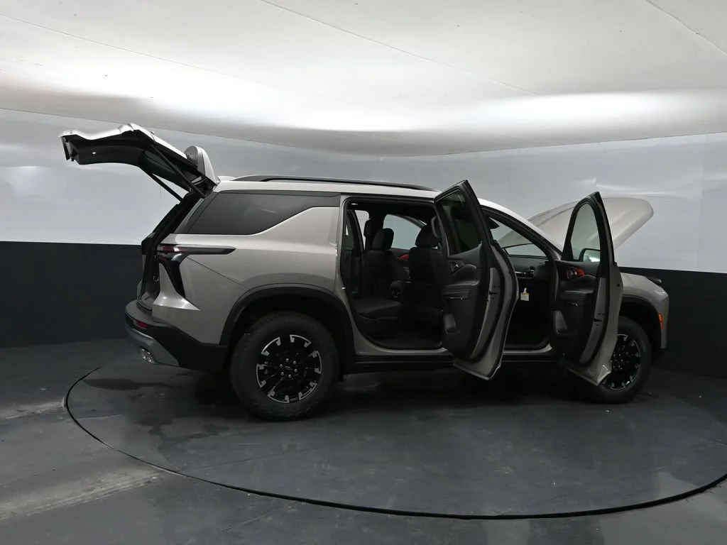 2026 Chevrolet Traverse Z71 - Photo 38