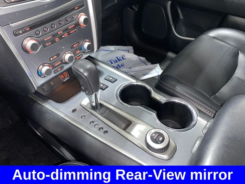 Used 2019 Green Nissan SL image 19