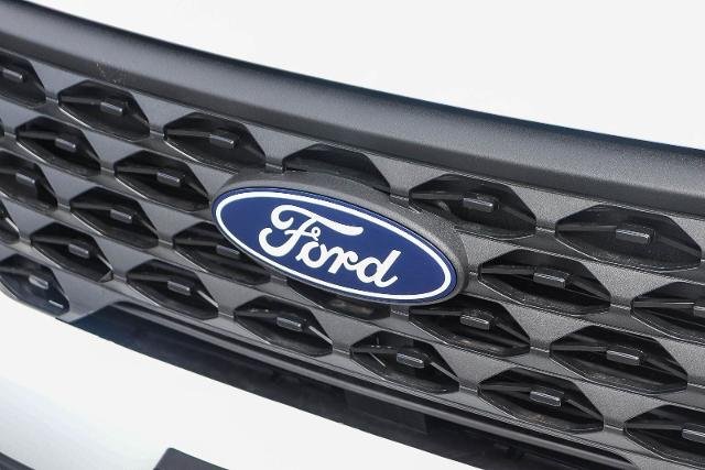 New 2026 Oxford White Ford XL image 39