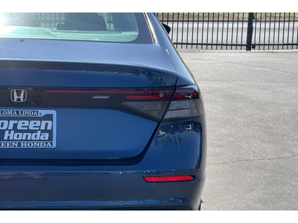 Used 2024 Canyon River Blue Metallic Honda EX image 44