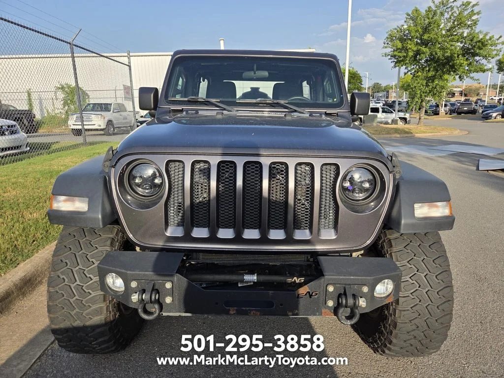 Used 2018 Gray Jeep Unlimited Sport image 2