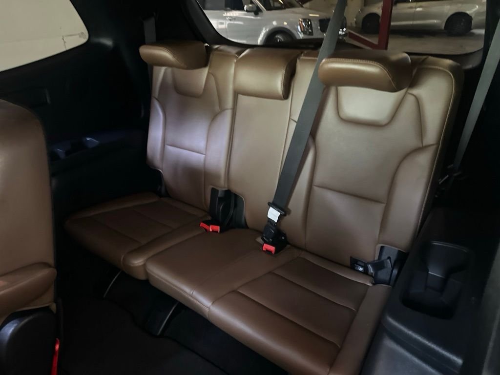 Used 2021 White Kia SX image 30