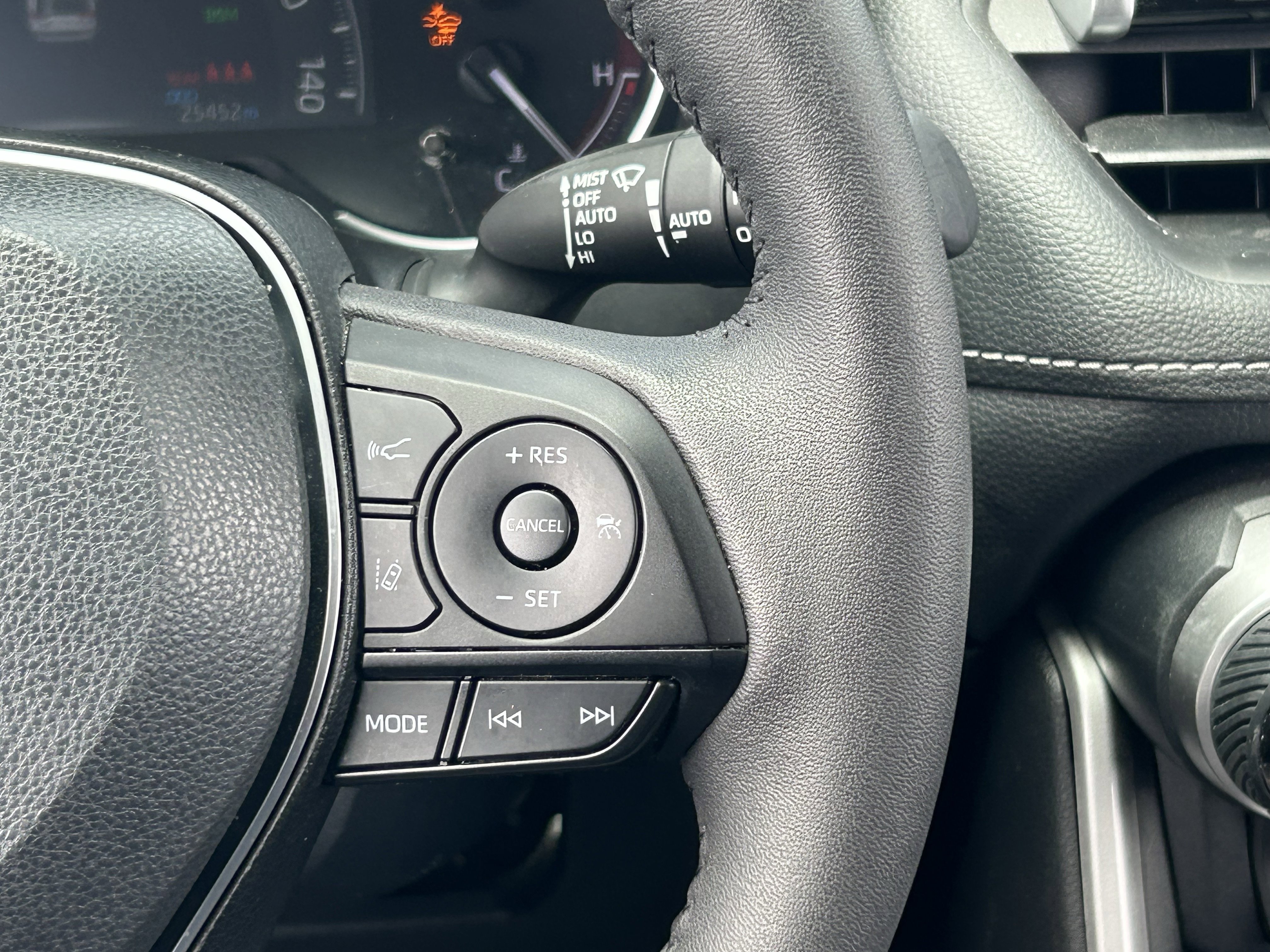 Used 2024 Silver Toyota XLE Premium image 25