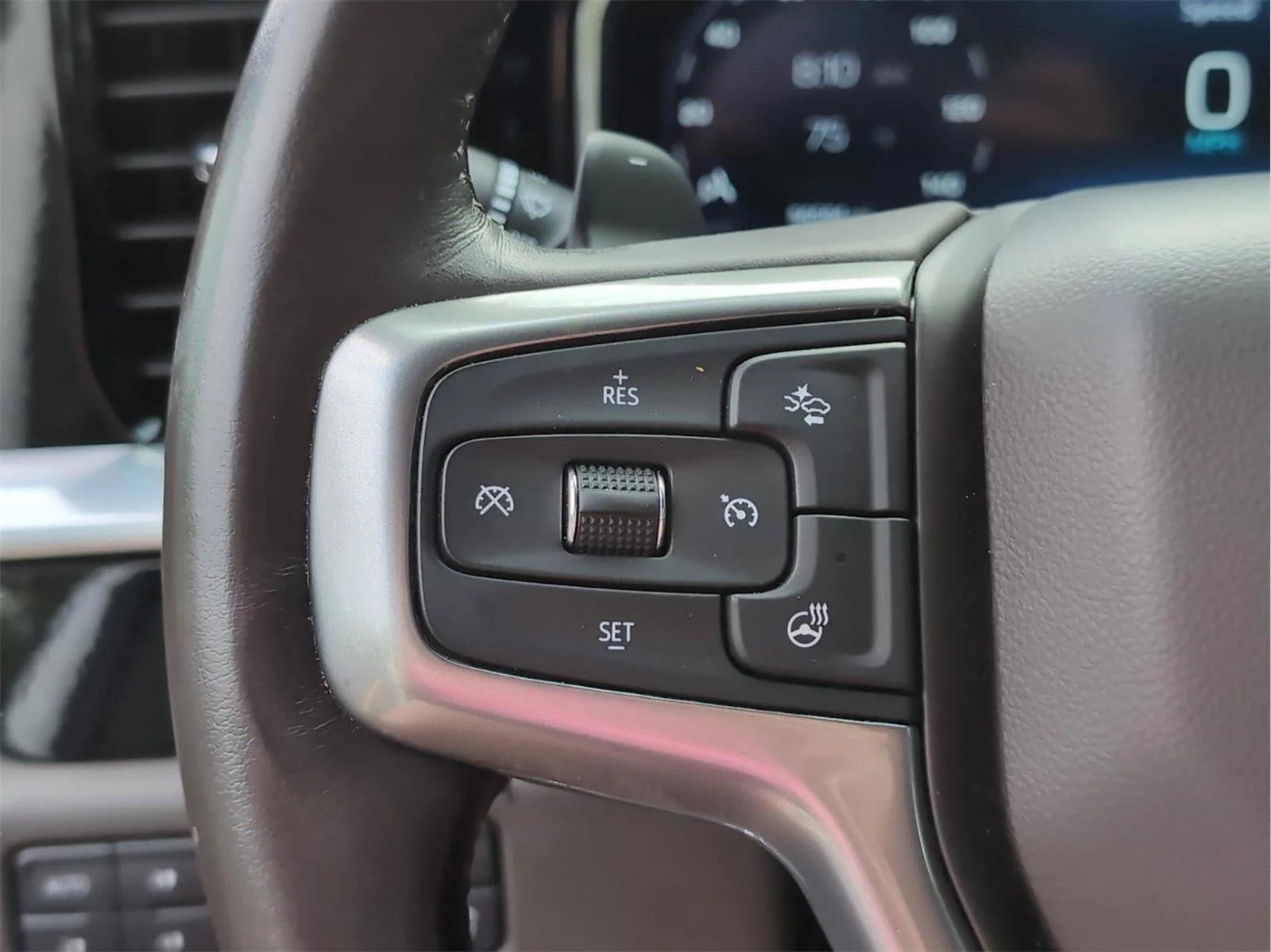 Used 2022 Summit White Chevrolet RST image 27