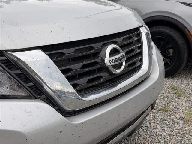 Used 2019 Silver Nissan SV image 21
