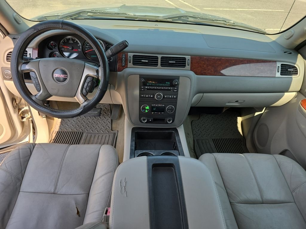 Used 2011 Silver GMC SLT image 13