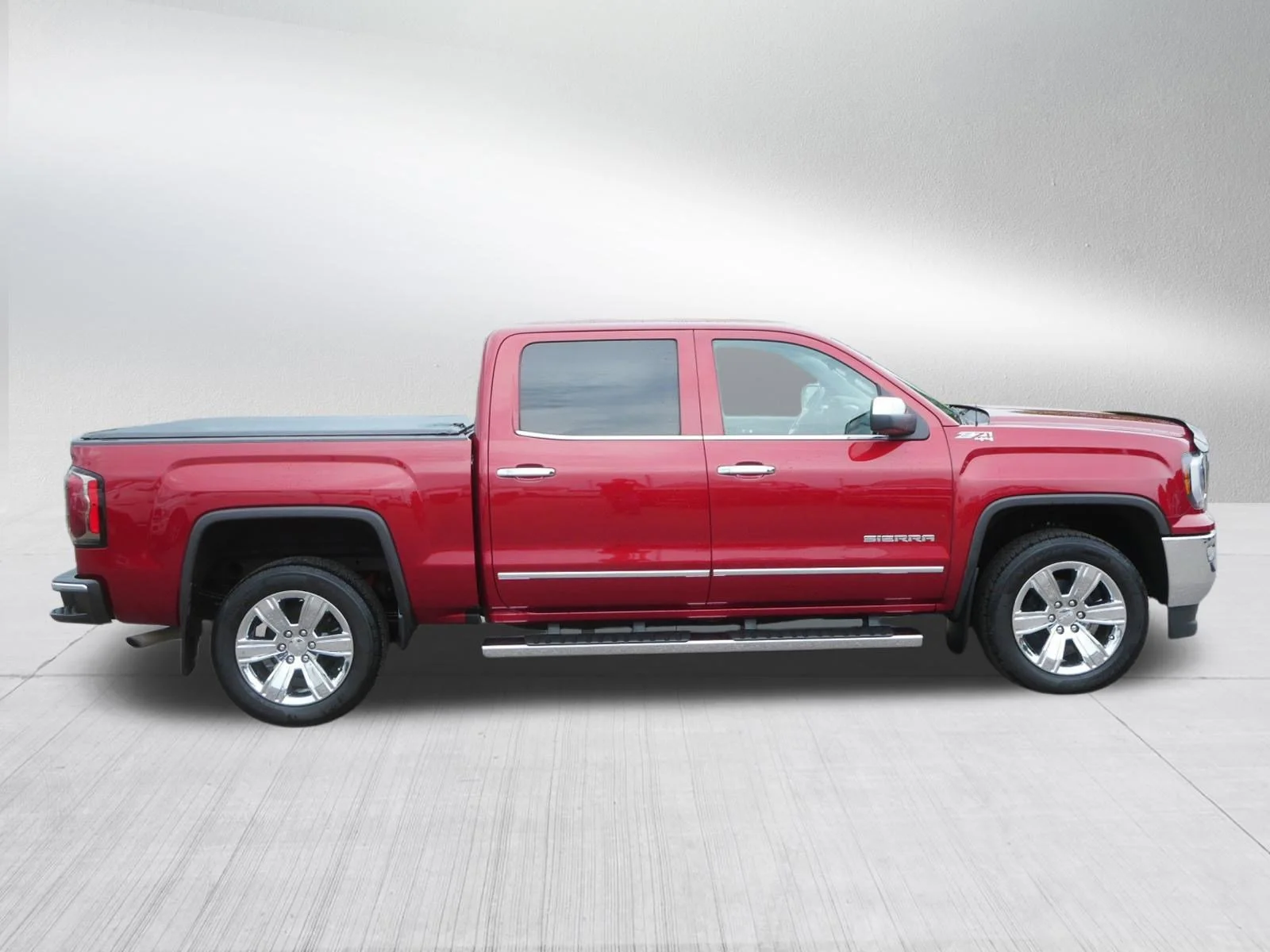 Used 2018 Red Quartz Tintcoat GMC SLT image 8