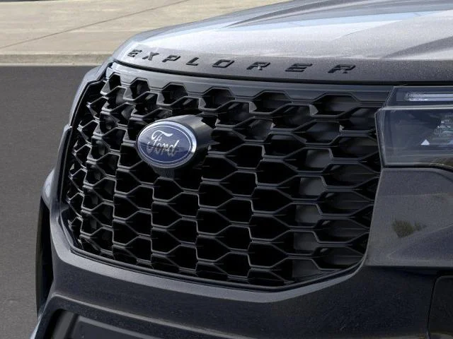 New 2026 Agate Black Metallic Ford ST-Line image 17