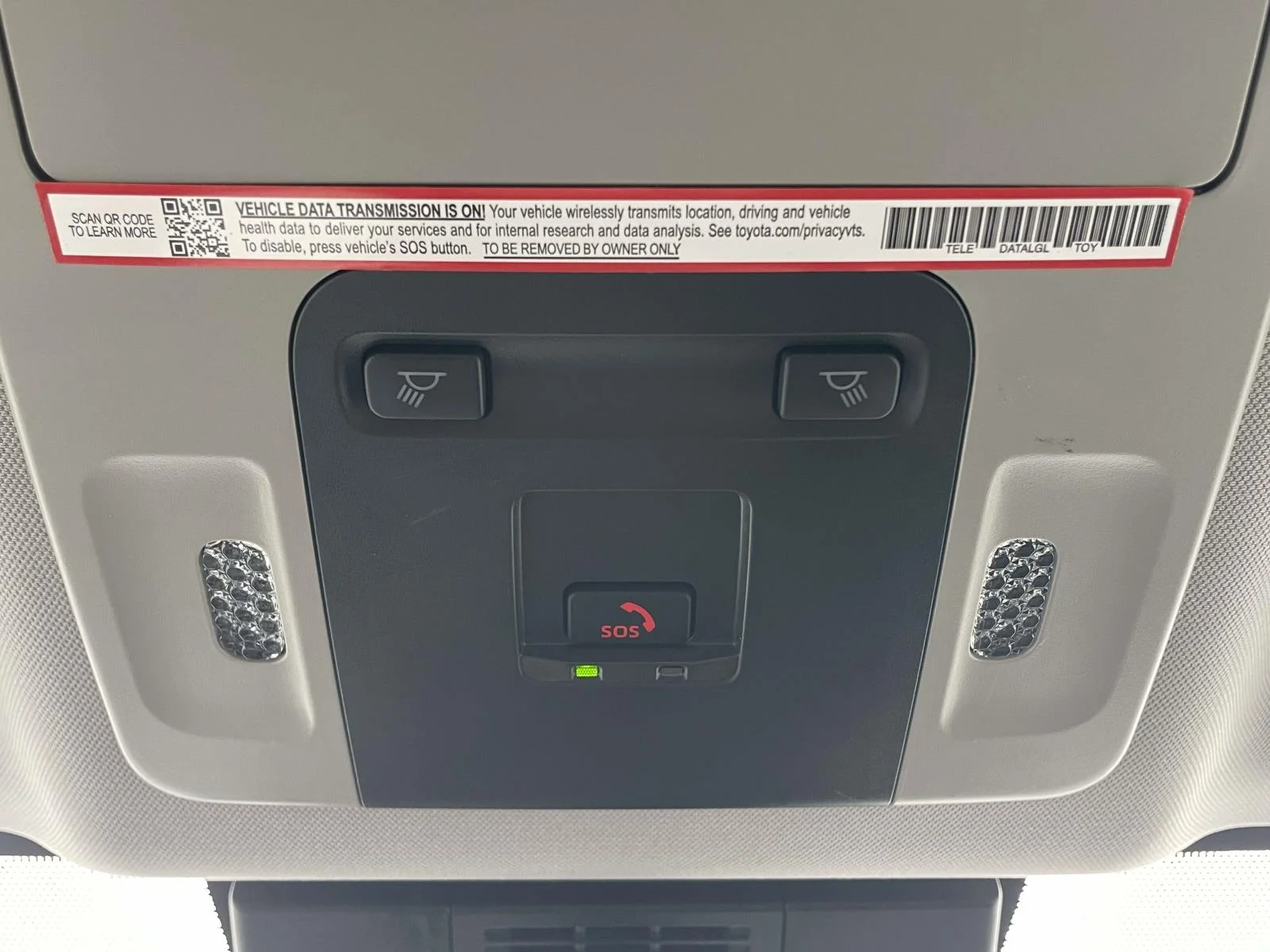 2025 Toyota Camry LE - Photo 22