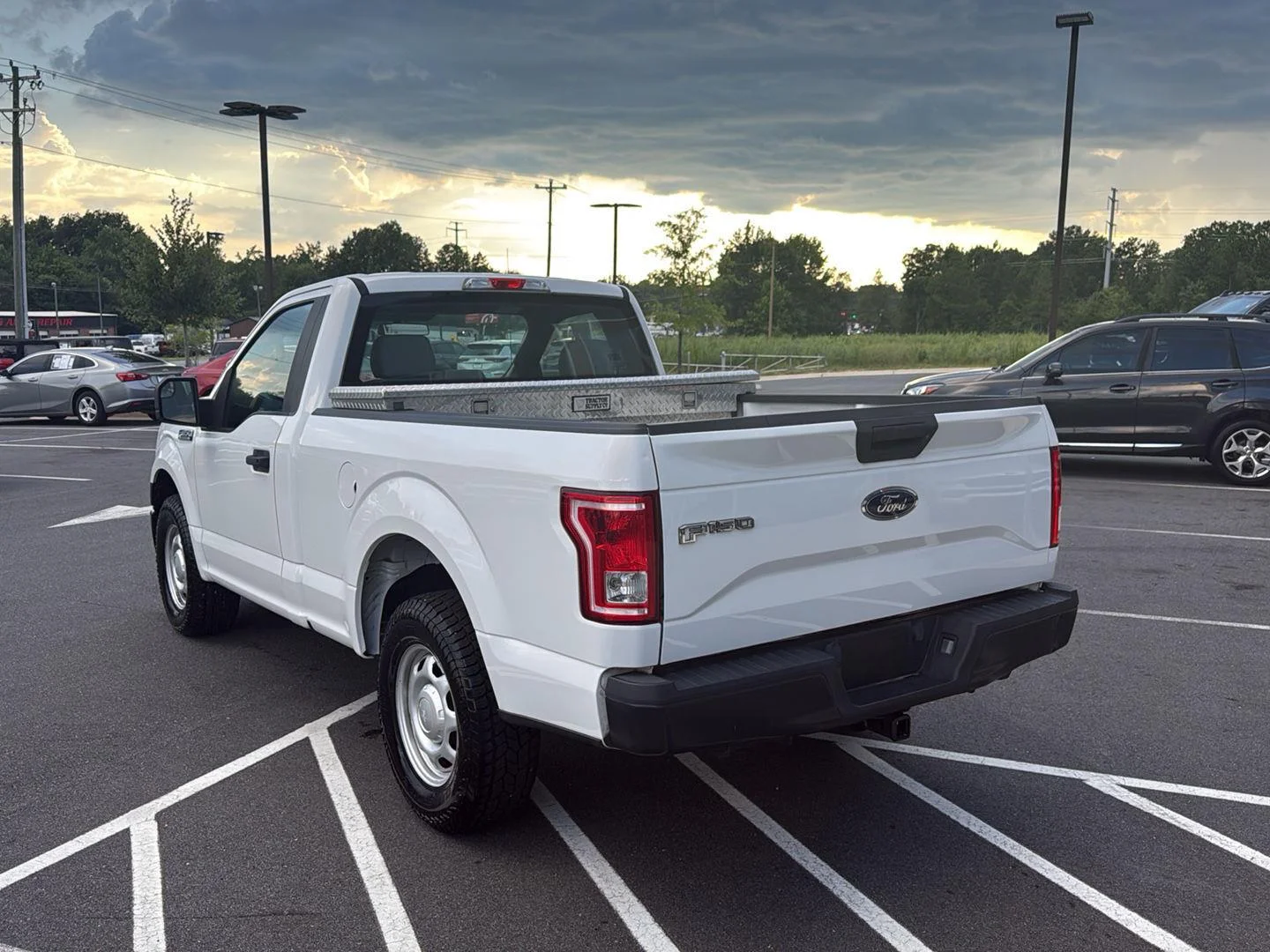 Used 2017 OXFORD WHITE FORD  image 7