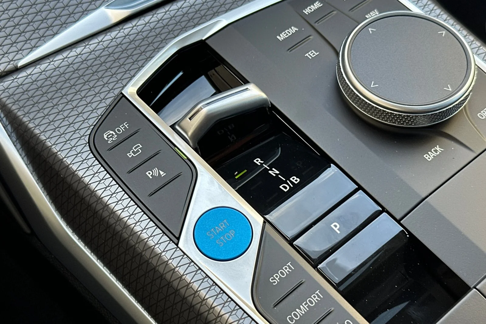 New 2026 Jet Black BMW xDrive40 image 20
