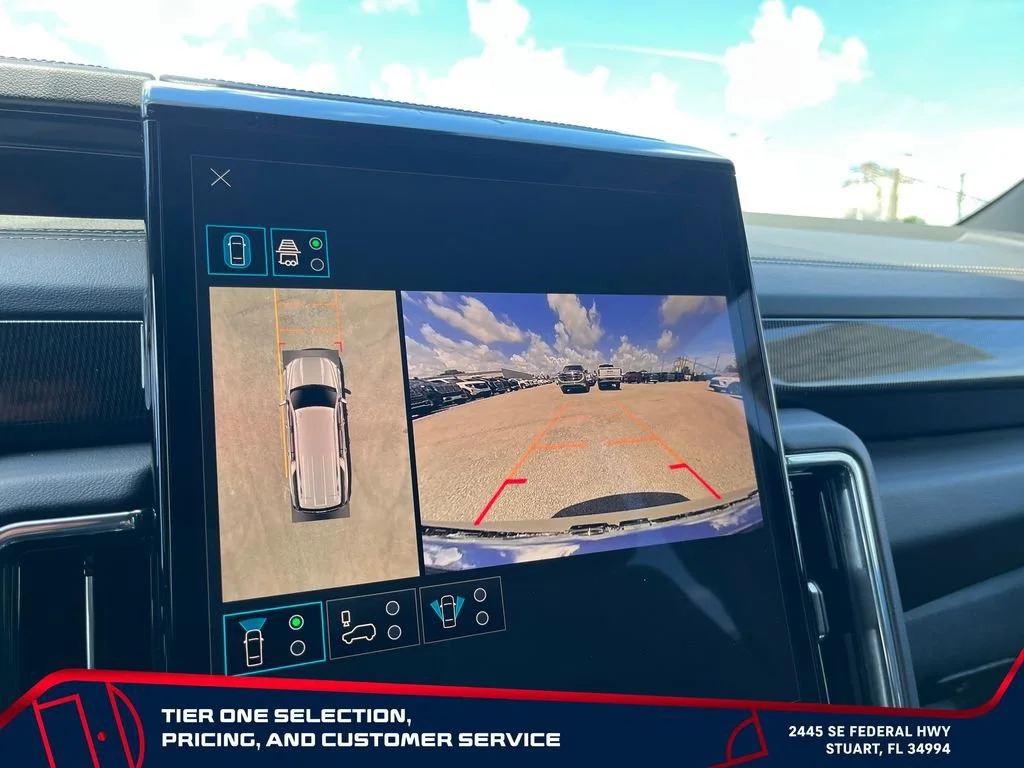 New 2026 Summit White GMC Elevation image 33