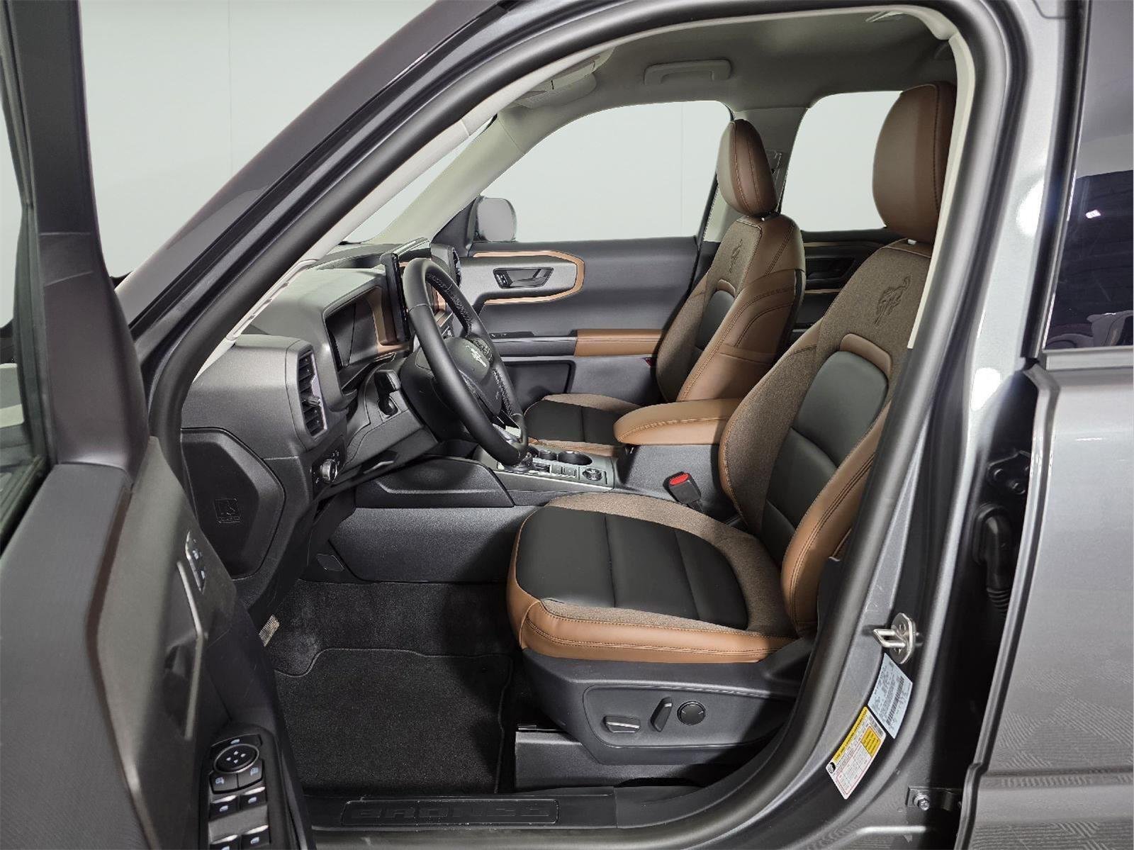 Used 2025 Carbonized Gray Metallic Ford Outer Banks image 13
