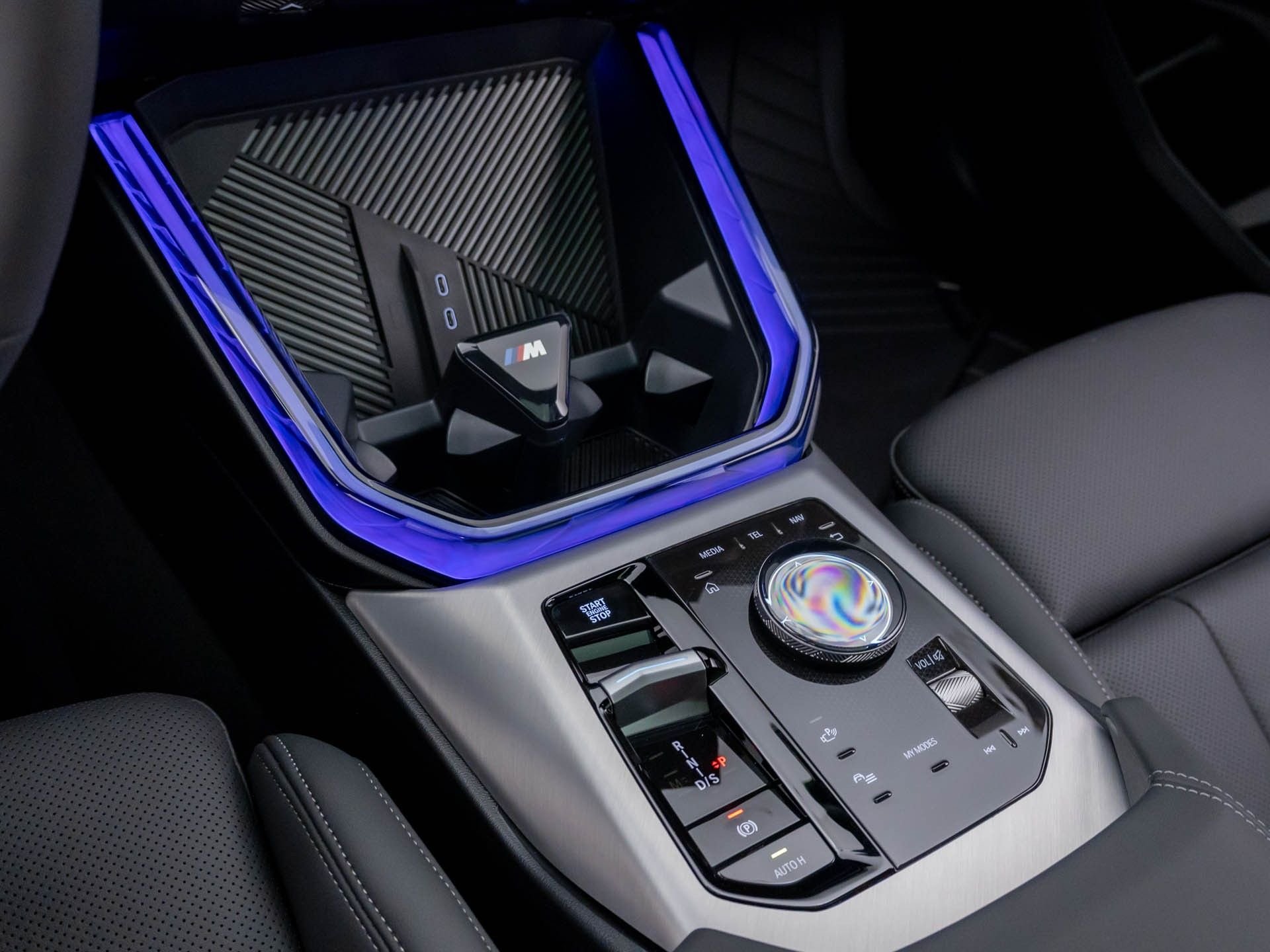 New 2026 Alpine White BMW 30 xDrive image 13