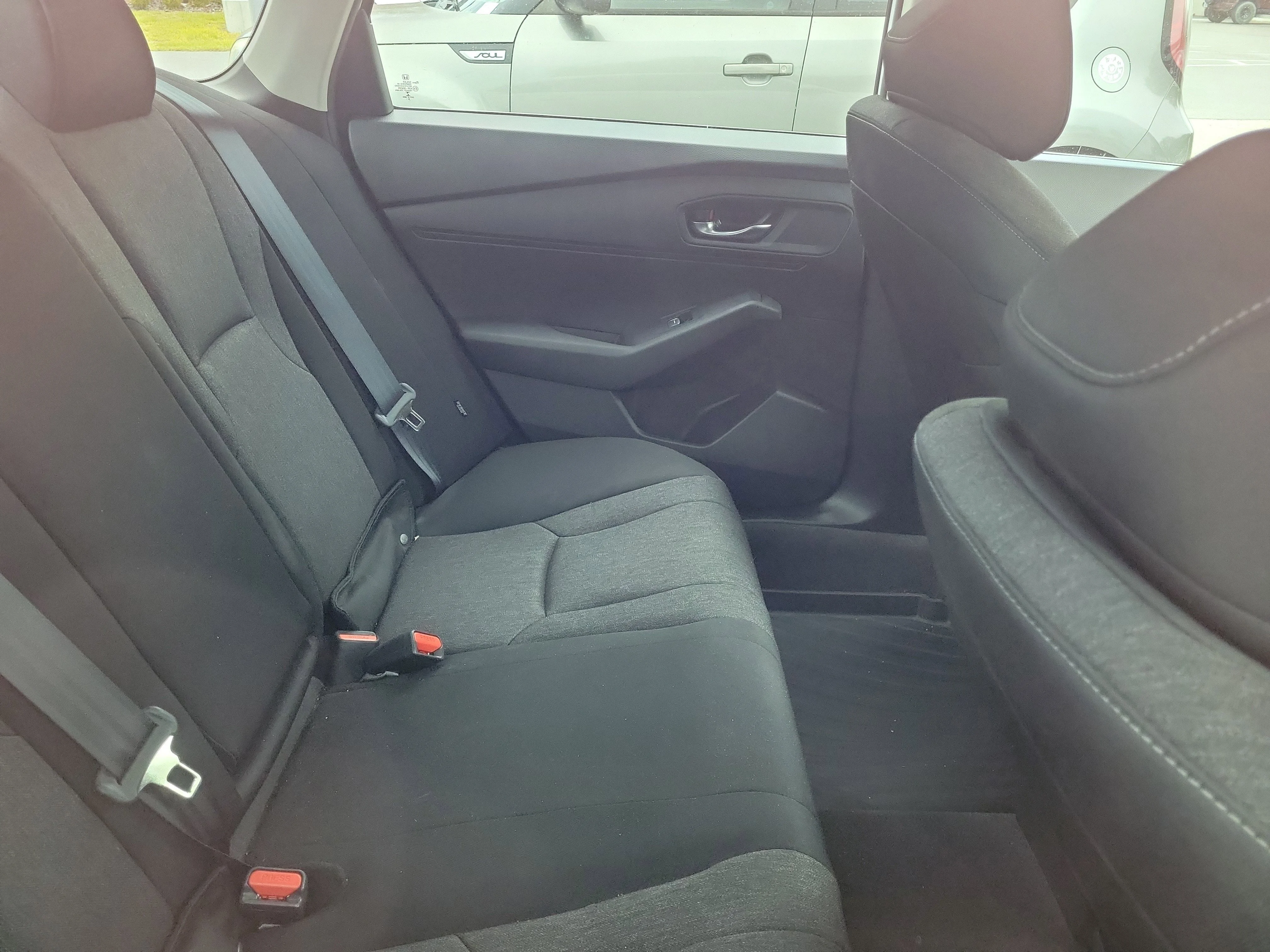 Used 2023 White Honda LX image 9