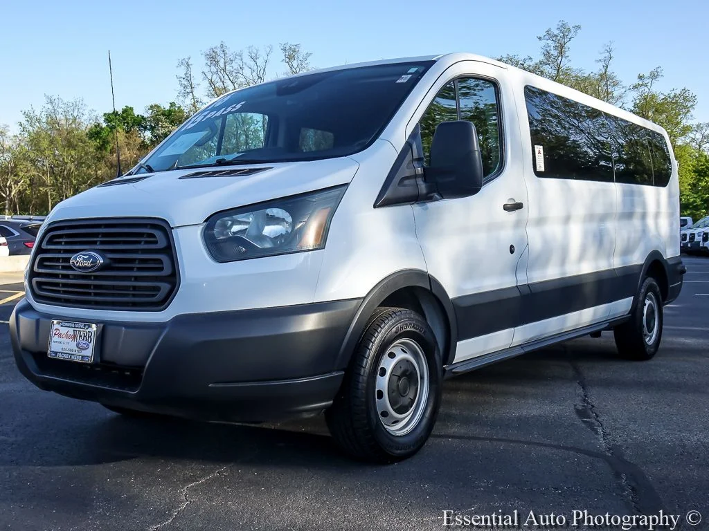 2016 Ford Transit's photo