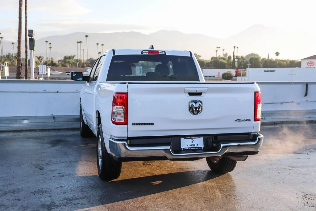 Used 2022 White Ram Big Horn/Lone Star image 7