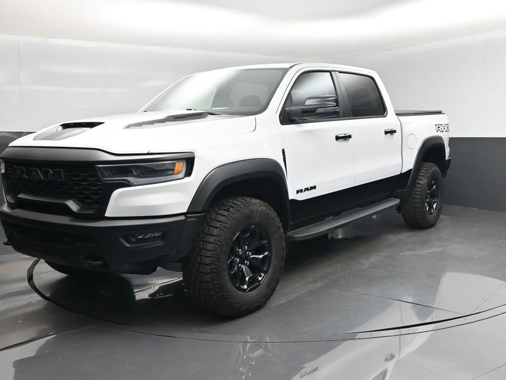 Used 2026 White Ram RHO image 22
