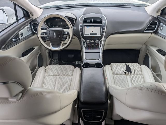Used 2019 White Lincoln Black Label image 18