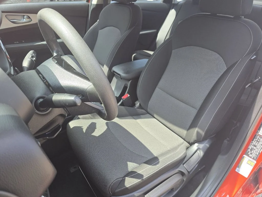 Used 2023 Red Kia LXS image 21