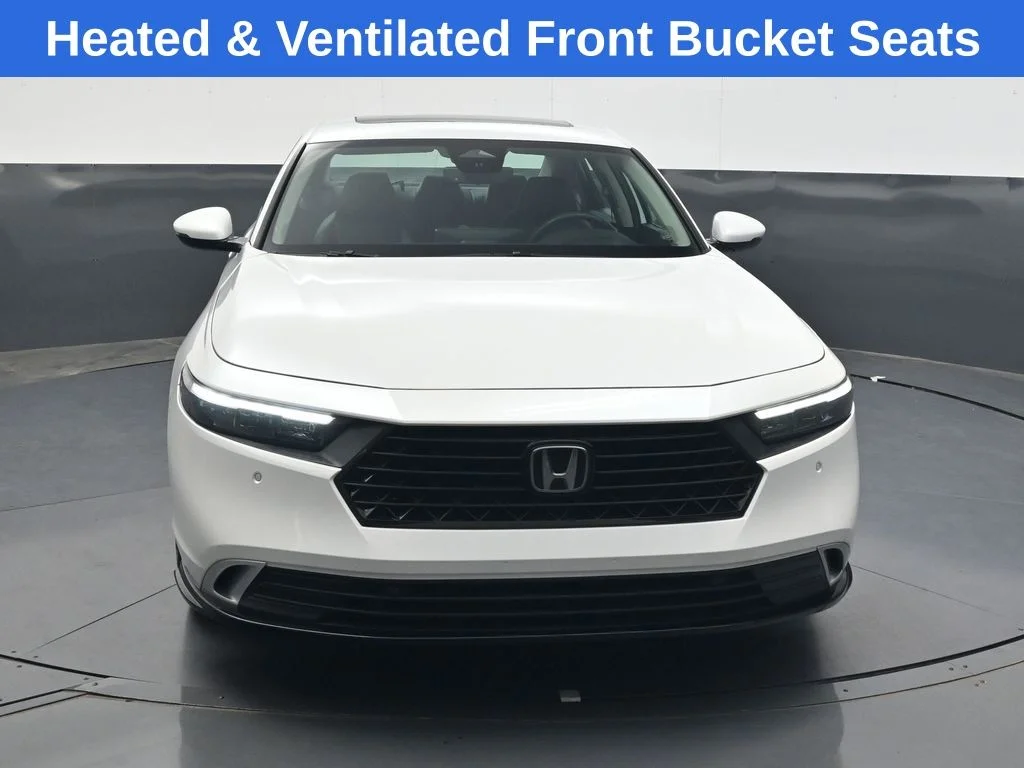 Used 2023  Honda Touring image 9
