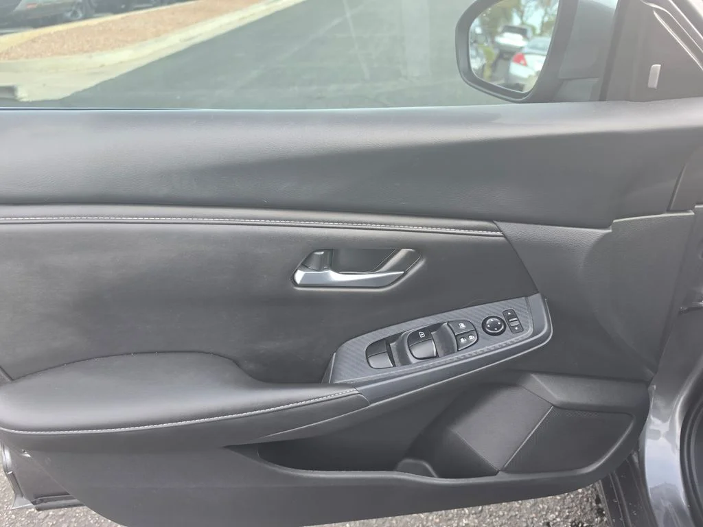 Used 2025 Gray Nissan SV image 13