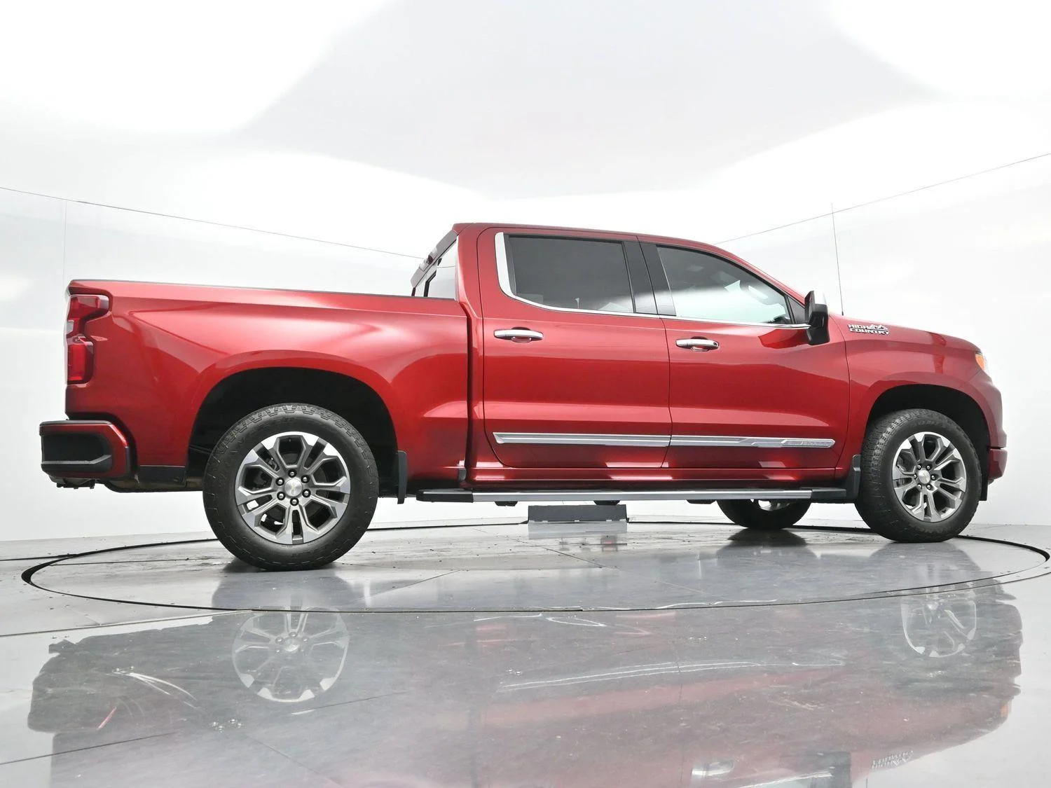Used 2023 Radiant Red Tintcoat Chevrolet High Country image 56
