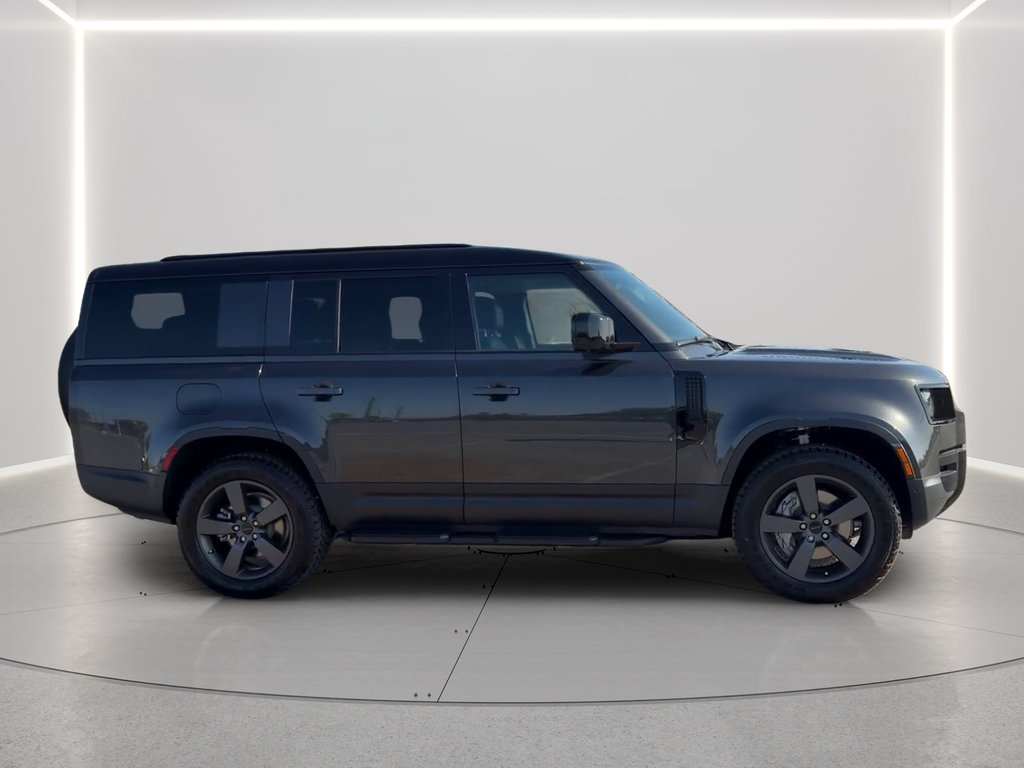 New 2026 Carpathian Grey Land Rover S image 4